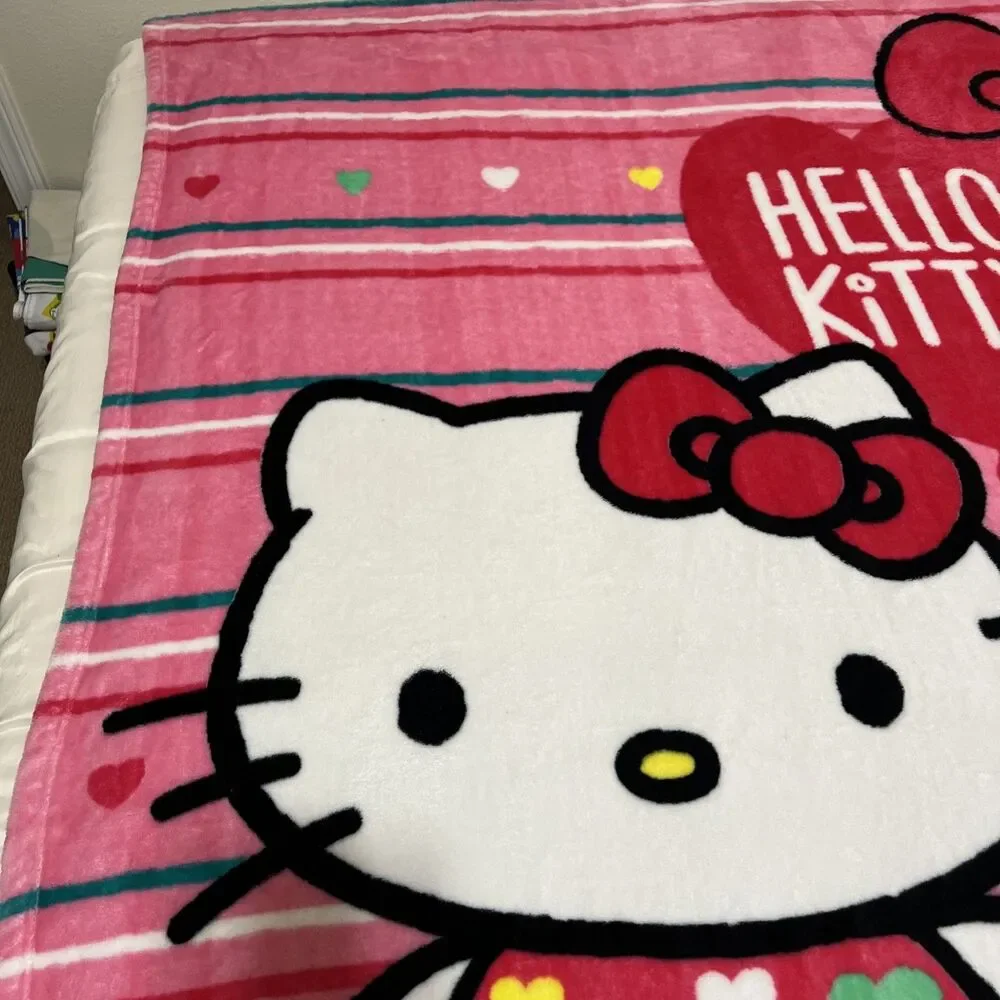 Hello Kitty Throw Blanket White Pink Oversized  Plush Fleece Soft 58X81”